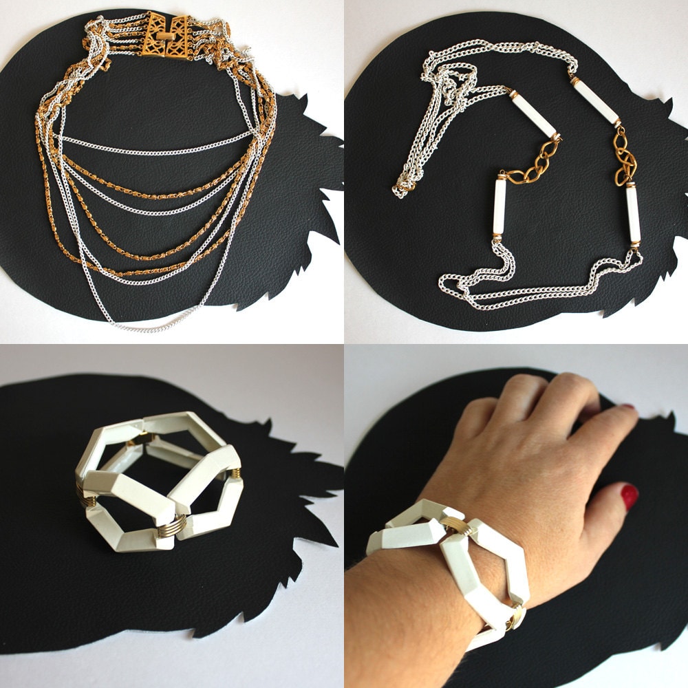 Jahrgang Viel 3 Weiß & Gold-Schmuck - Zwei Halskette Und Armband von MeganLeoneVintage