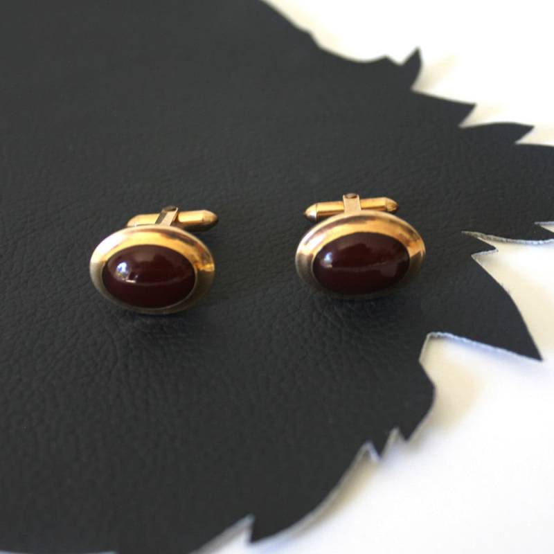 Roten Stein Und Gold Herren Manschettenknöpfe von MeganLeoneVintage