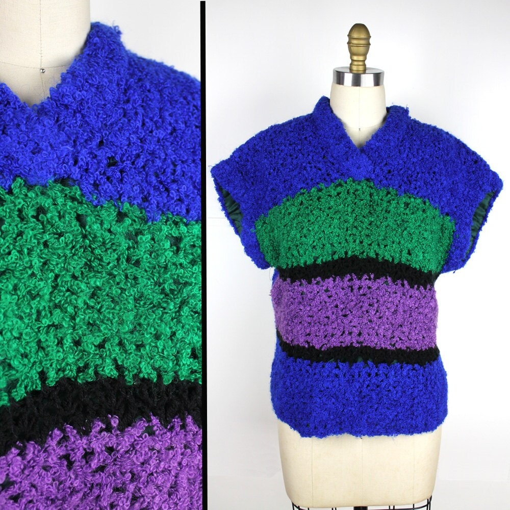 Royal Blau Lila Grün Kurzarm Grobstrick-Pullover Mit V-Ausschnitt - Komplett Gefüttert von MeganLeoneVintage