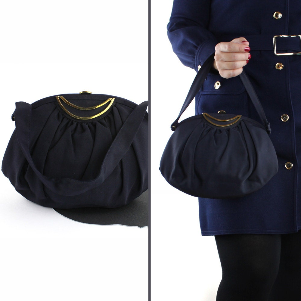 Vintage-Marine Blaue & Messing 50Er Jahre Stoff Handtasche von MeganLeoneVintage