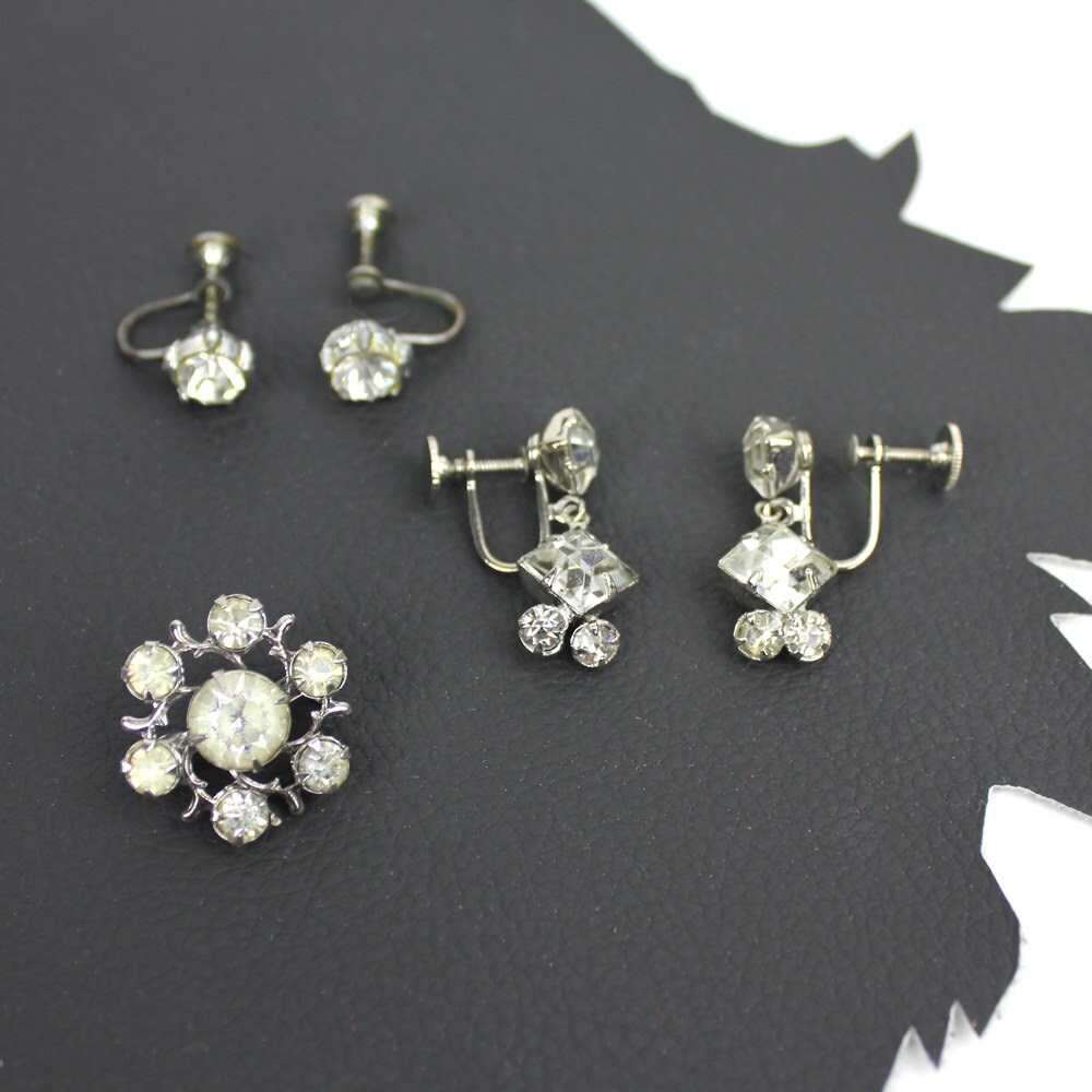 strass Ohrclips Und Brosche Vintage Set - Ohrringe Ohne Löcher von MeganLeoneVintage