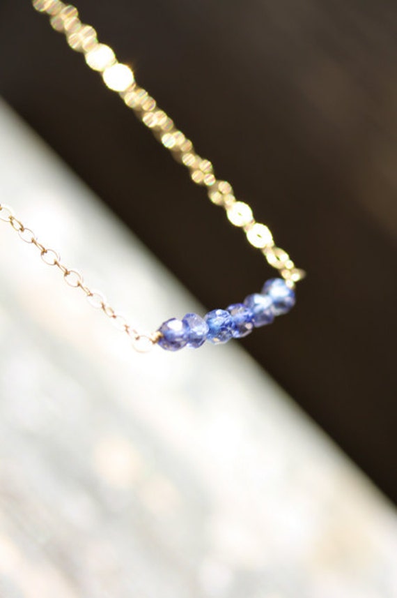 Ellensburg Blau. Halskette. Saphir Edelsteine Gold Kette von MeiElizabeth