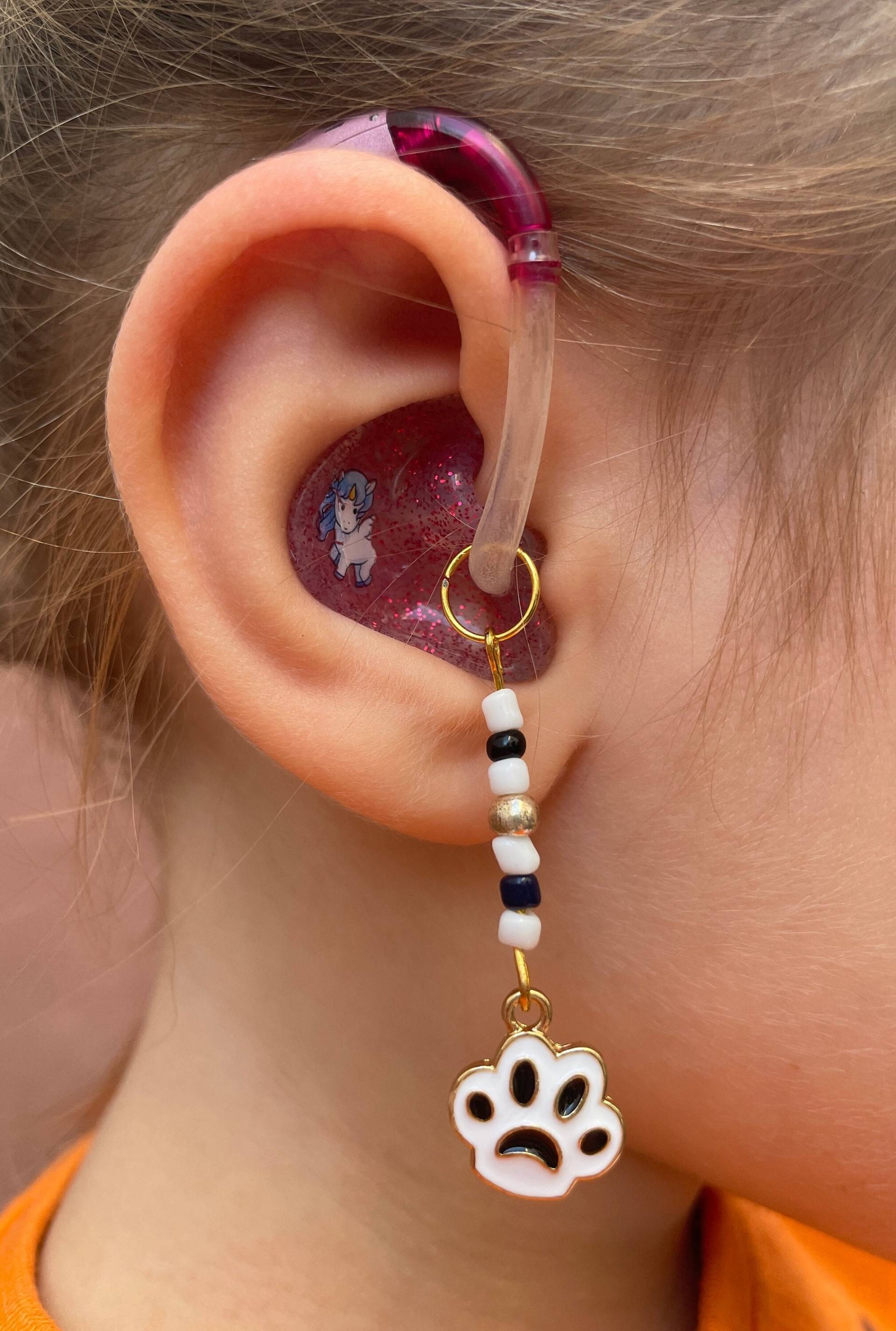 Hörgeräte Schmuck Anhänger „Little Paw" Hörgeräte Schmuck Anhänger „Little Paw" von MeinHerzgefluester