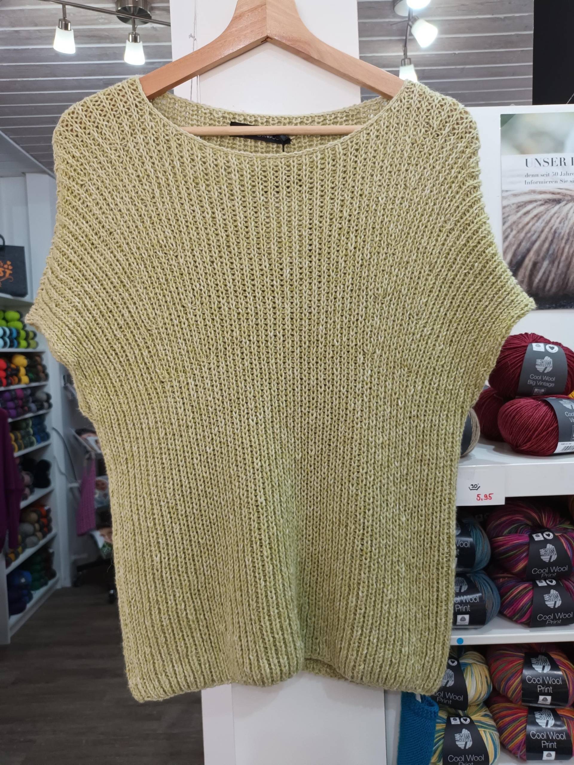 Handgestrickter Pullunder, Slipover, Kurzarm Pulli, Shirt, Gestrickt, Wolle von MeinMaschenGlueck