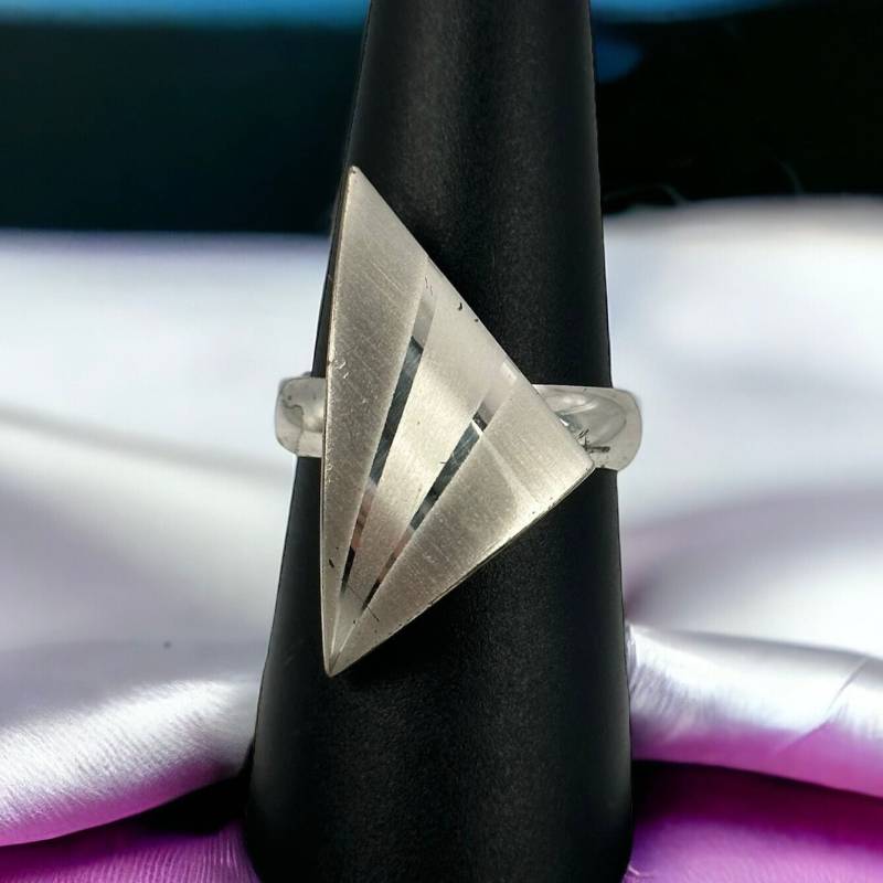 Silberring 18, 5 Mm Gr. 58 Damen 925Er Silber Vintage Ring Damenring Retro Zeitlos Design Silberring 18, 5 Mm Gr. 58 Damen 925Er Silber Vintage Ring Damenring Retro Zeitlos Design von MeineSchmuckliebe