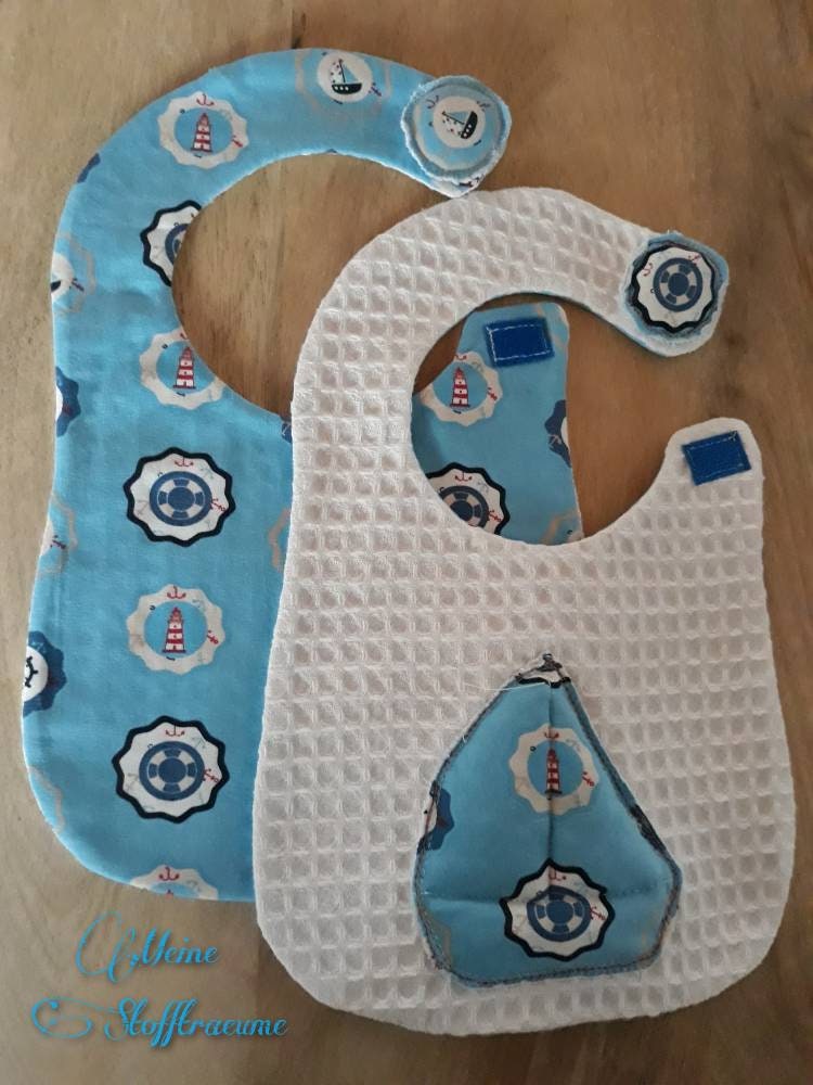 Set Mit Zwei Lätzchen, Baby-Lätzchen, Marineblaue Thema Baby-Geschenk-Lätzchen, Babyshower Geschenk-Lätzchen, Kinderzimmer Geschenk Saugfähige Set Mit Zwei Lätzchen, Baby-Lätzchen, Marineblaue Thema Baby-Geschenk-Lätzchen, Babyshower Geschenk-Lätzchen, Kinderzimmer Geschenk Saugfähige von MeineStofftraeume