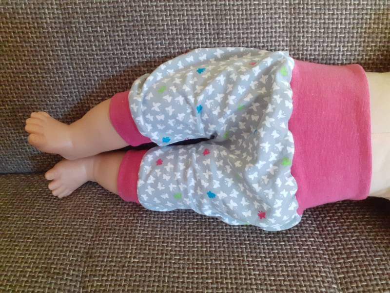 Kurze Pumphose Gr. 56/62 Schmetterling von MeineZwergenstube