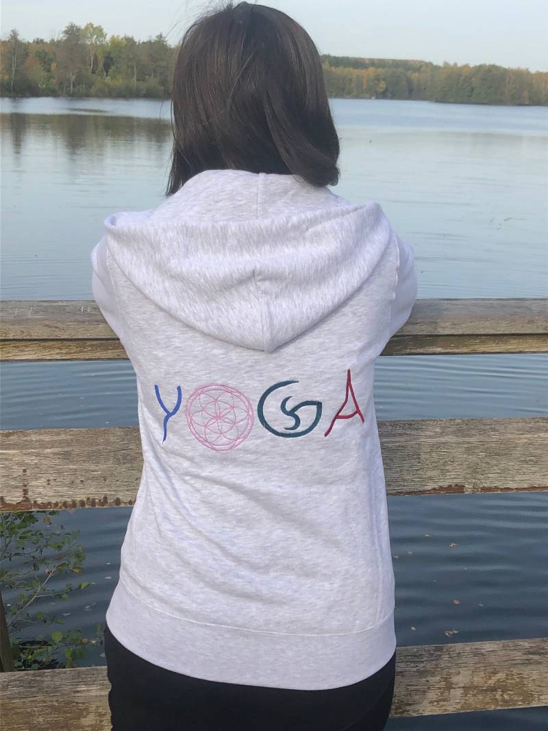 Handmade Sweatshirtjacke Yoga von MeinkleinerYogaladen