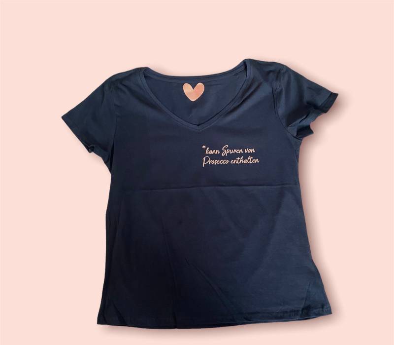 Partyshirt/Trinkshirt Lustiges T-Shirt „Kann Spuren Von Prosecco Enthalten von Meinzigartig