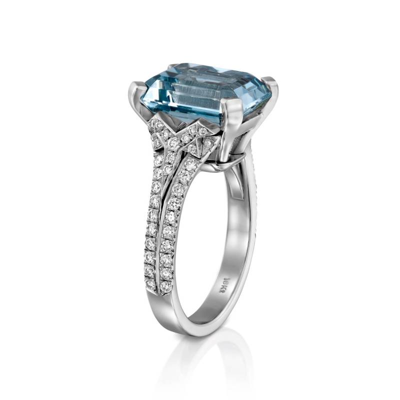 Aquamarin Und Diamanten Starburst Design Verlobungsring, 18K Gold Aquamarin Und Diamanten Starburst Design Verlobungsring, 18K Gold von MeitalElkayam