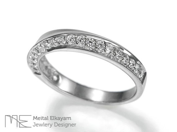 Ewigkeit Twist Band, 18 K Weißgold Und Diamanten Hochzeitsring, Ewigkeit, Trauring, Breitband, Verlobungsring von MeitalElkayam