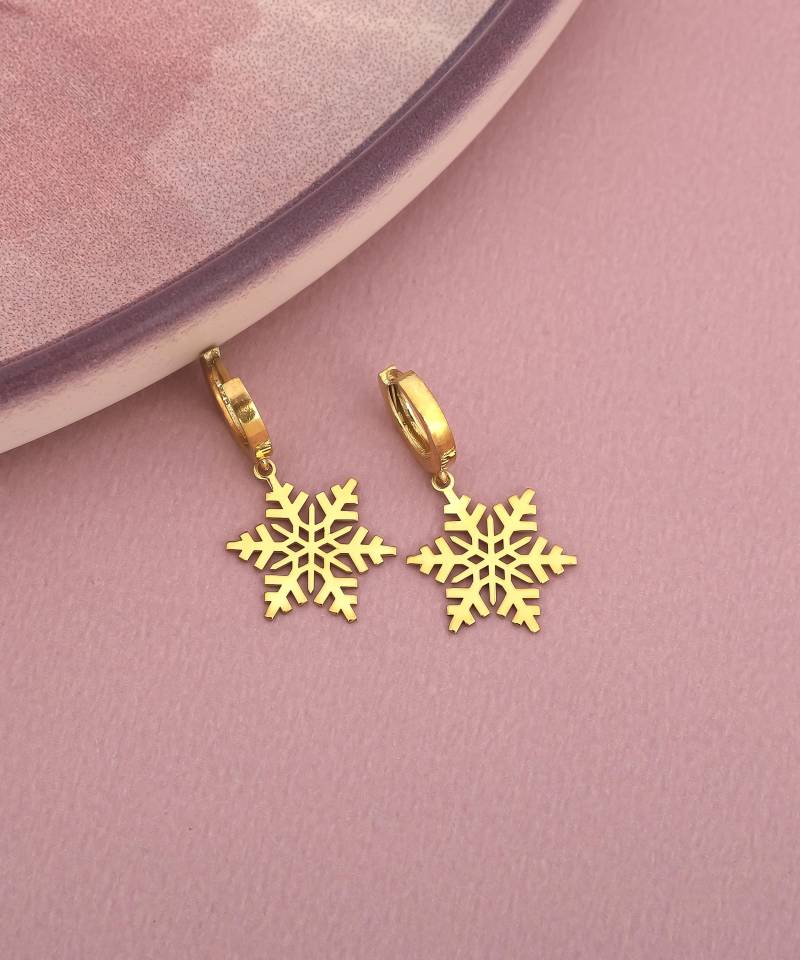 14K Vergoldete Schneeflocken Ohrringe Sterling Silber Winter Schmuck von MekaSilverJewelry