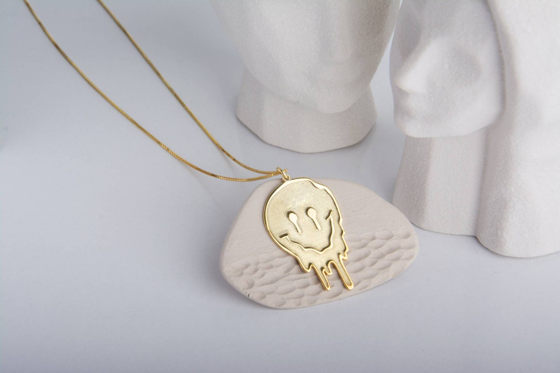 14K Vergoldete Sterling Silber Smile Halskette von MekaSilverJewelry