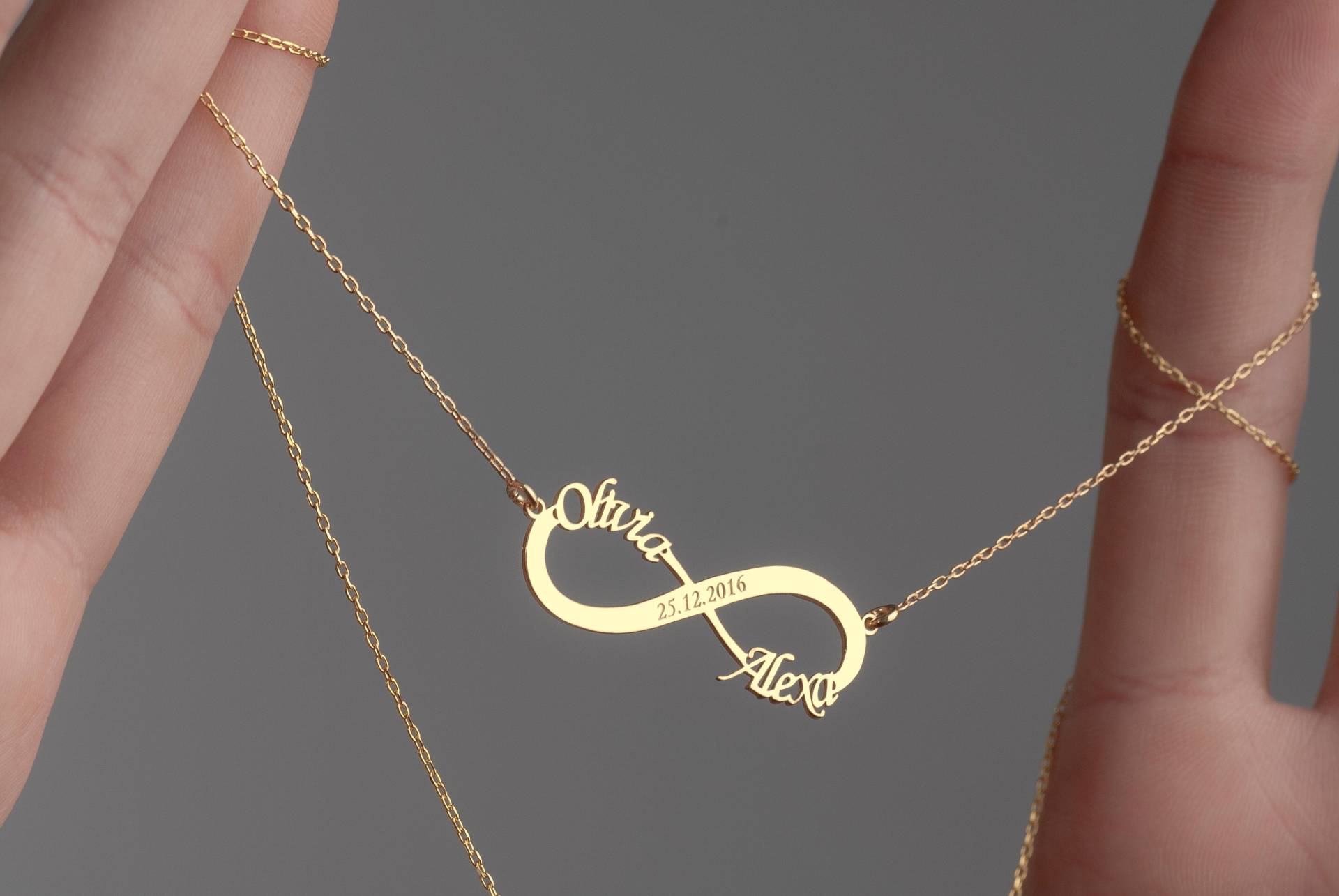 Personalisierte Infinity Namenskette Sterling Silber, 14K Vergoldung Individueller Schmuck von MekaSilverJewelry