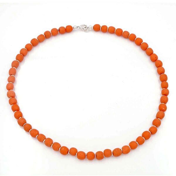 Mekhada Halskette mit Silber und Perlen aus Recycling Glas, 46 cm von Mekhada