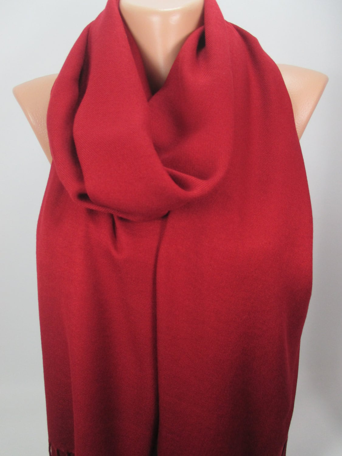 Burgund Pashmina Schal Einzigartiges Geschenk Für Frauen Hochzeit Brautjungfern Winter Zubehör Weihnachtsgeschenk Ihre Mutter von MelScarf