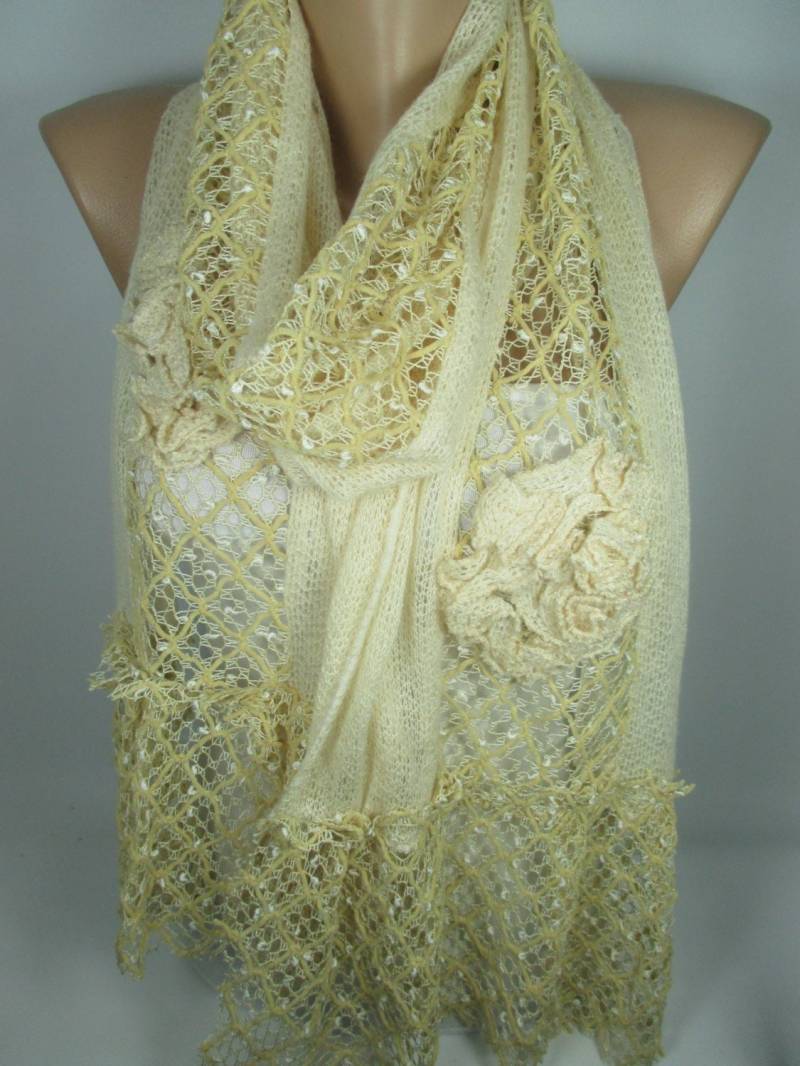 Gestrickte Creme Spitze Schal Einzigartiges Geschenk Für Frauen Hochzeit Brautjungfern Braut Accessoire Weihnachtsgeschenk Sie Mama von MelScarf