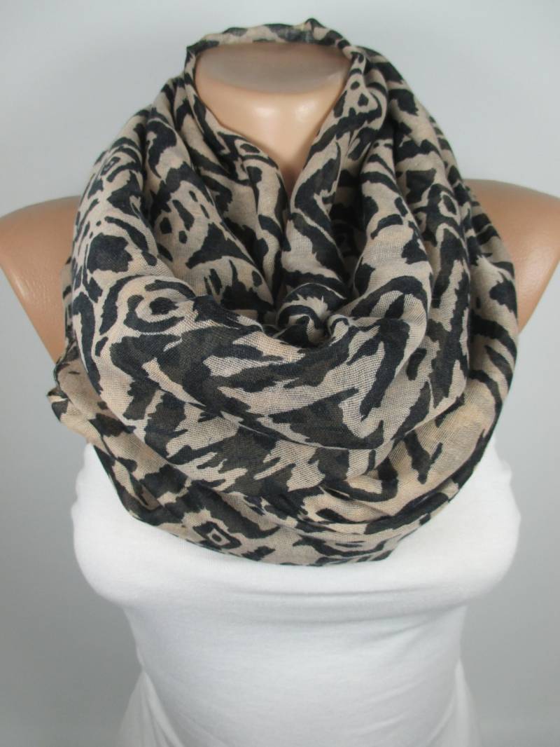 Leichte Schal Einzigartiges Geschenk Für Frauen Winter Zubehör Übergroße Weihnachtsgeschenk Sie Mama Frau von MelScarf