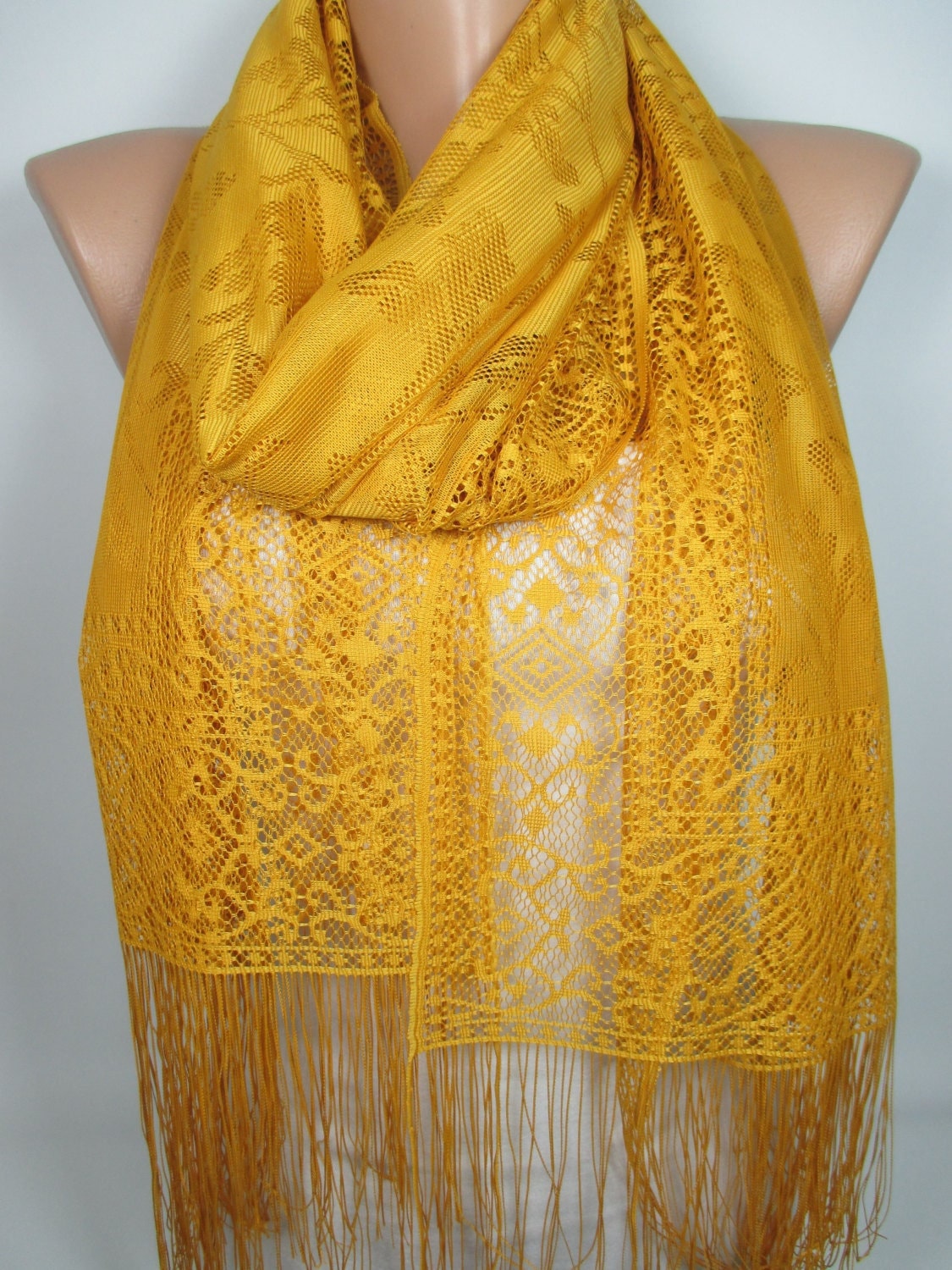 Senf Tüll Schal Winter Accessoires Für Frauen Hochzeitsschal Brautjungfern Geschenk Braut Weihnachten Für Sie Mama von MelScarf