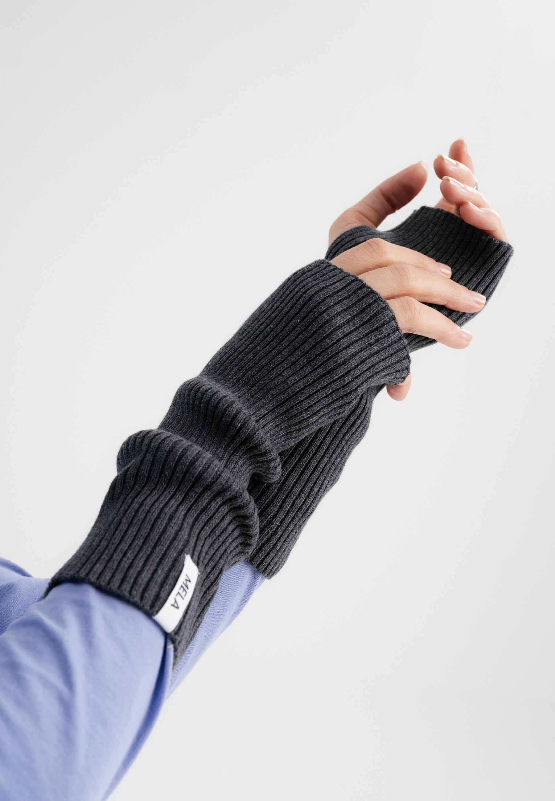 Stulpen Modell: Dipta Stulpen Modell: Dipta von Mela