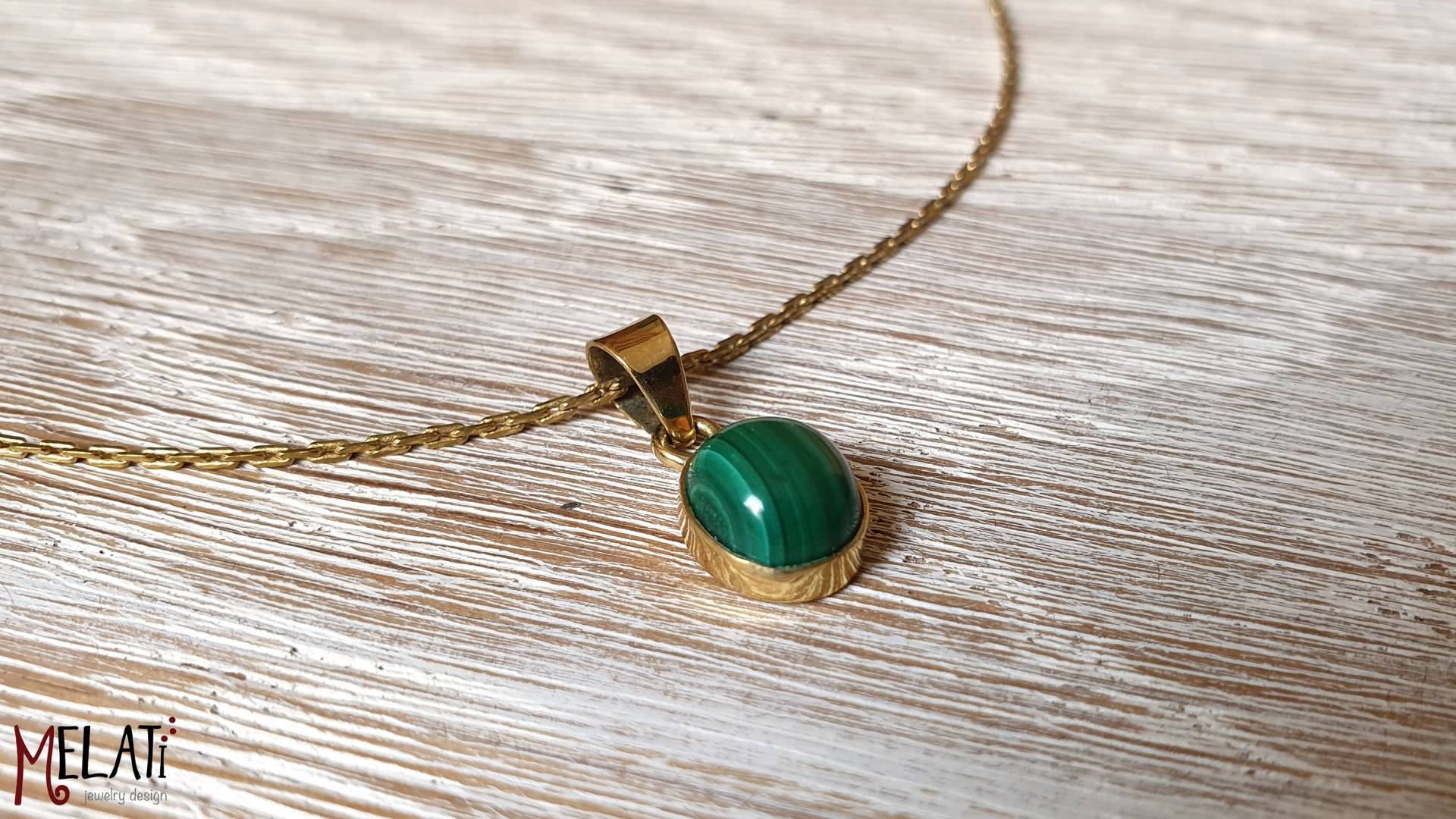 Malachit Halskette, Kette Mit Grünem Stein, Malachitkette, Halskette Chakrakette, Goldene Malachitkette Malachit Halskette, Kette Mit Grünem Stein, Malachitkette, Halskette Chakrakette, Goldene Malachitkette von MelatiJewelryDesign