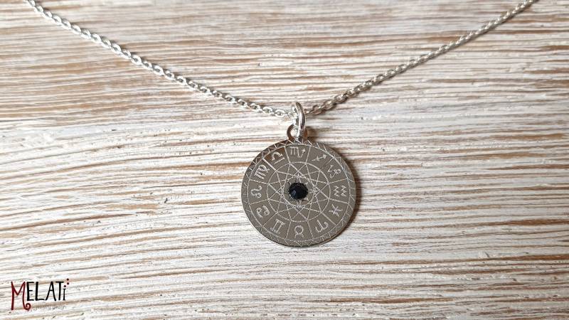 Zodiac Silberkette, Filigraner Silberanhänger, Sternzeichenkette, Kette, Runder Anhänger, Sternzeichenkette Aus Silber von MelatiJewelryDesign