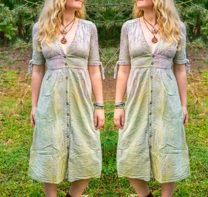 Kleid Aus Musselin Mit Blätterdruck - Elfenkleid Hochzeitskleid Trachtenkleid von MelavastraShop