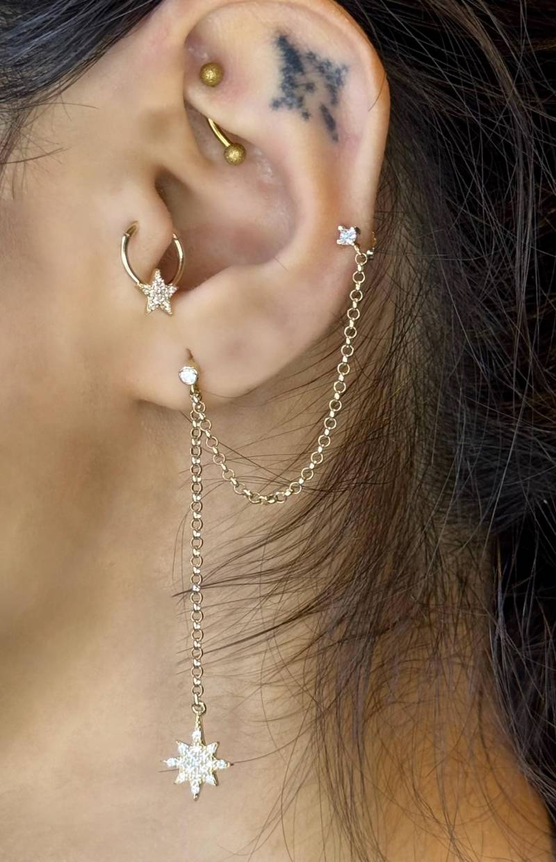 14K Gold Doppel-Starburst-Ohrring, Baumelnde Zwei-Loch-Verbundene Ohrstecker, Edelstein-Kettenverbinder, Stern-Tropfen-Kette, Ohrläppchen 14K Gold Doppel-Starburst-Ohrring, Baumelnde Zwei-Loch-Verbundene Ohrstecker, Edelstein-Kettenverbinder, Stern-Tropfen-Kette, Ohrläppchen von MeldenJewels