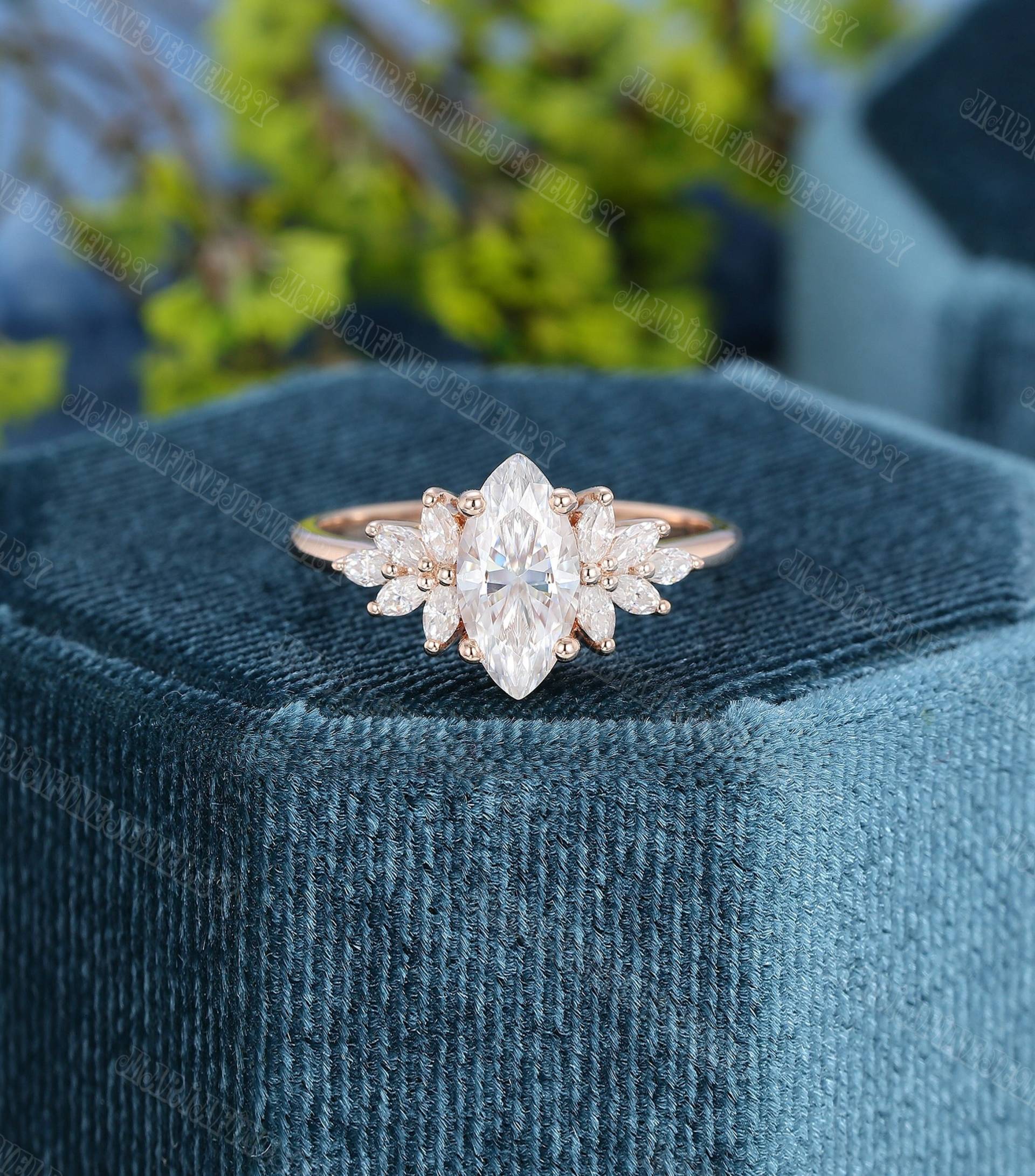 Einzigartige Marquise Schliff Moissanite Verlobungsring Vintage Cluster Rose Gold Diamant Hochzeit Braut Jubiläumsgeschenk von MeleJewelryUS