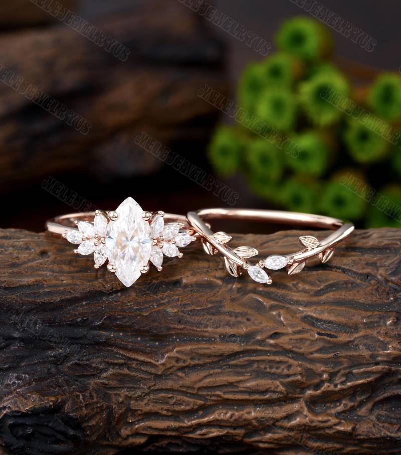 Einzigartige Marquise Schnitt Moissanite Verlobungsring Set Cluster Rose Gold Vintage Diamant Hochzeit Braut Jahrestag Versprechen Geschenk von MeleJewelryUS