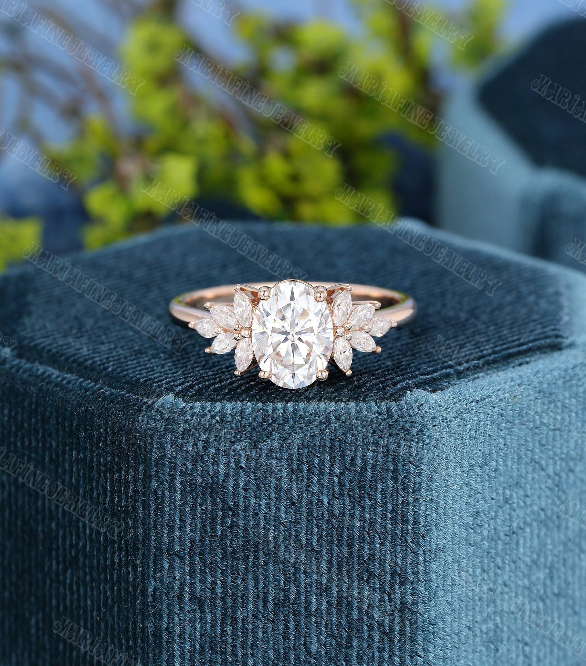 Einzigartiger Ovalschliff Moissanite Verlobungsring Frauen Vintage Cluster Rose Gold Marquise Diamant Hochzeit Braut Jubiläumsgeschenk von MeleJewelryUS