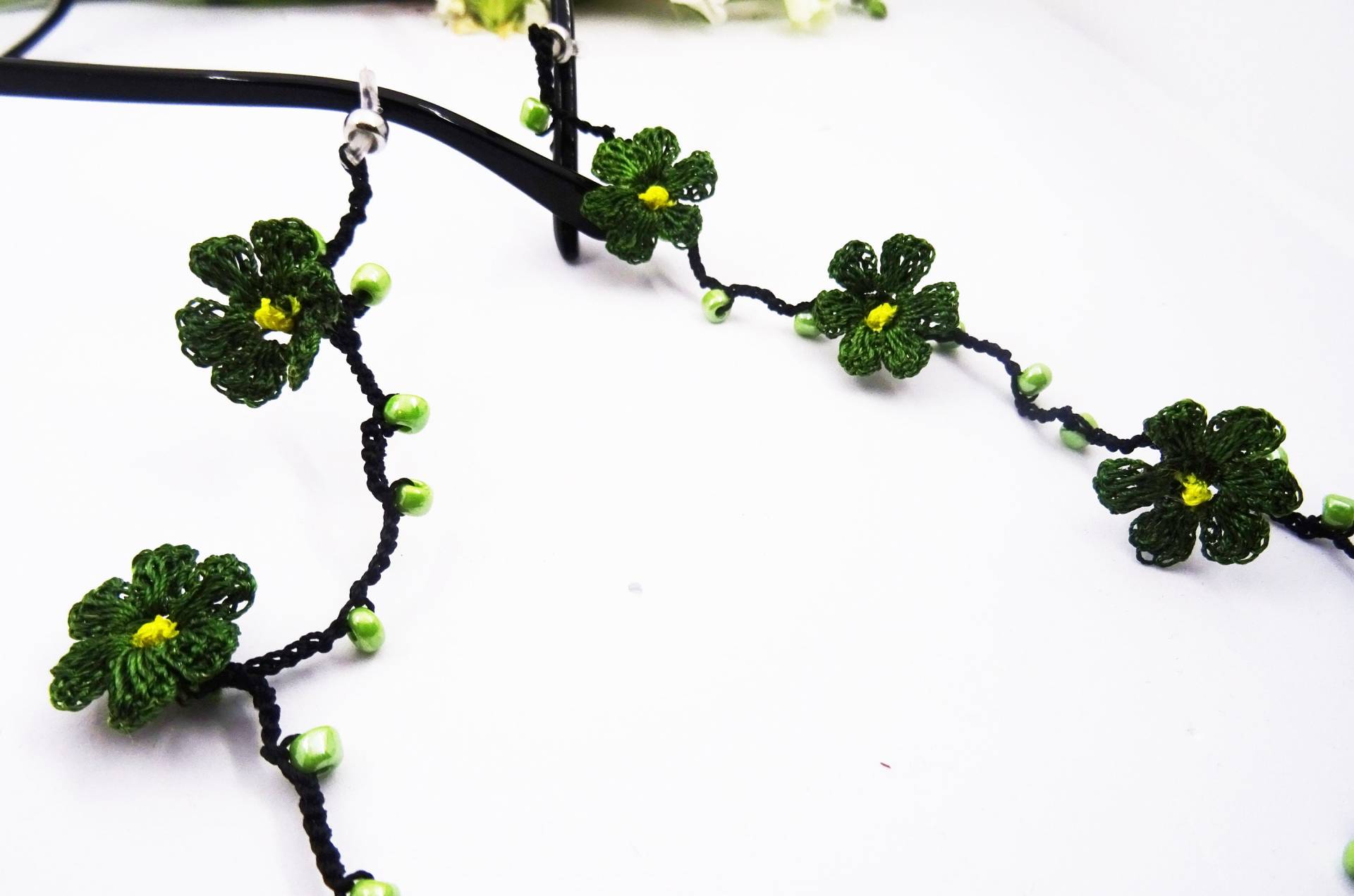 Grünes Brillenband Mit Kordel Grünes Brillenband Mit Kordel von MeliDeFlower