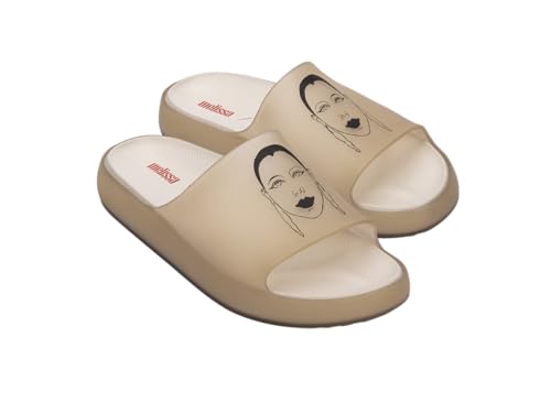 melissa Unisex Cloud Slide+ Tarsila Do Flache Sandale, beige, 43 EU von Melissa