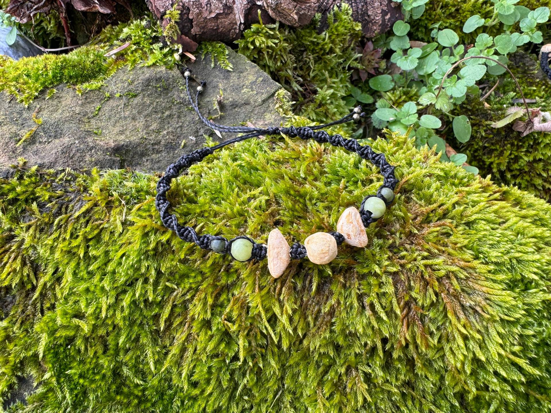 Baumperlen Holzperlen Armband Naturschmuck Kraftarmband von Melissenfee