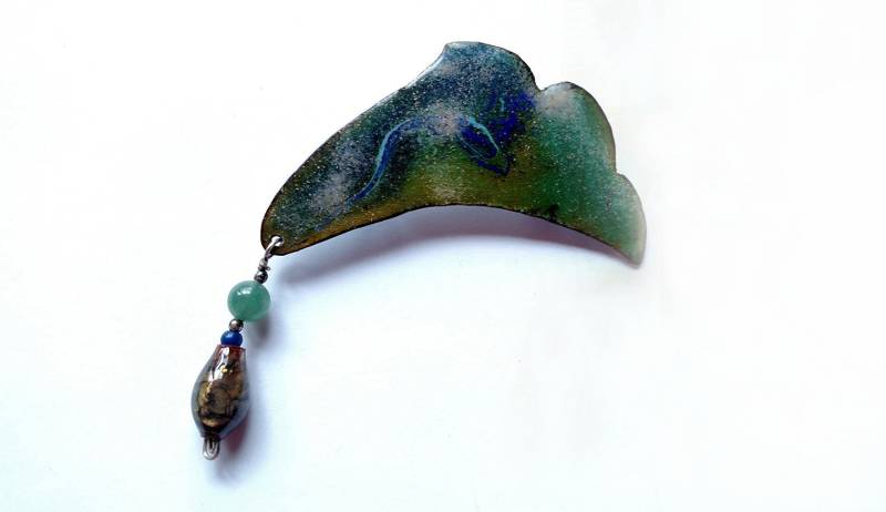 Artisan Handgefertigt Grün Kupfer Emaille Pin Mit Geflammte Lampworked Bead Dangle, Einzigartiger Ofen Abgebrannter Handwerker Statement Schmuck Artisan Handgefertigt Grün Kupfer Emaille Pin Mit Geflammte Lampworked Bead Dangle, Einzigartiger Ofen Abgebrannter Handwerker Statement Schmuck von MelodieKantnerArt