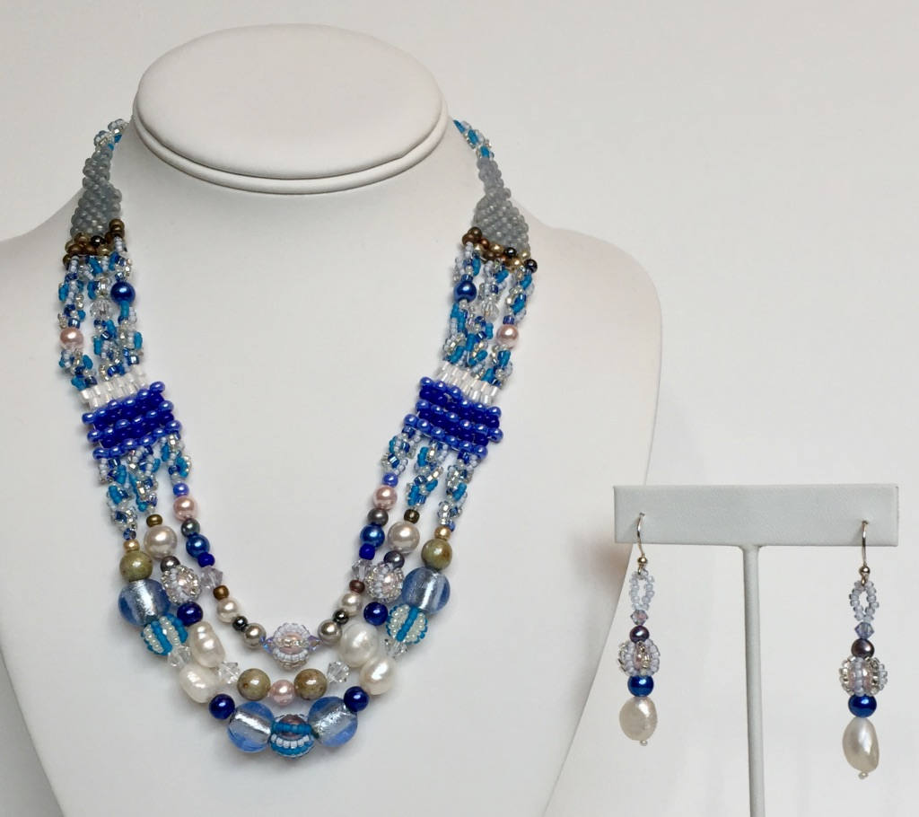 Blaue Welle-Schmuck-Set, Halskette Und Ohrringe Blaue Welle-Schmuck-Set, Halskette Und Ohrringe von MelodyLorraine