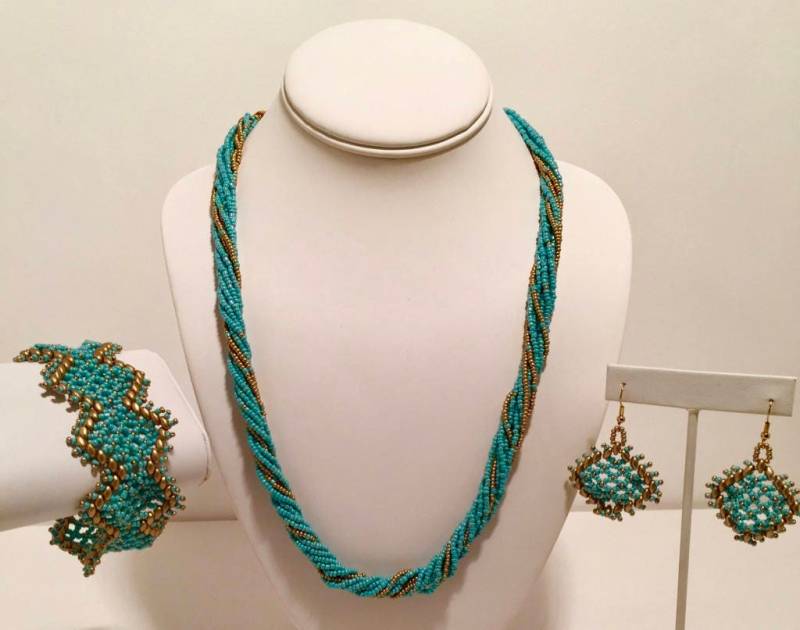 Mediterranée, Wunderschön Handgefertigten Perlen Schmuck-Set Mediterranée, Wunderschön Handgefertigten Perlen Schmuck-Set von MelodyLorraine