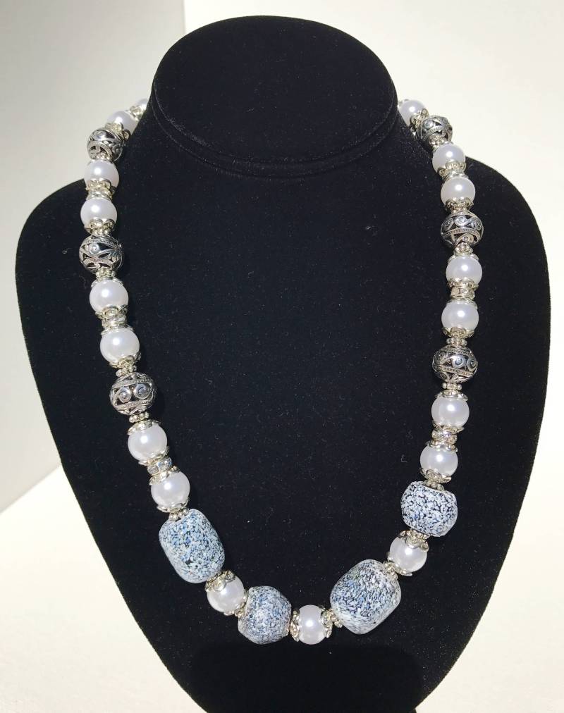 Perlmutt, Handgefertigten Schmuck-Set von MelodyLorraine