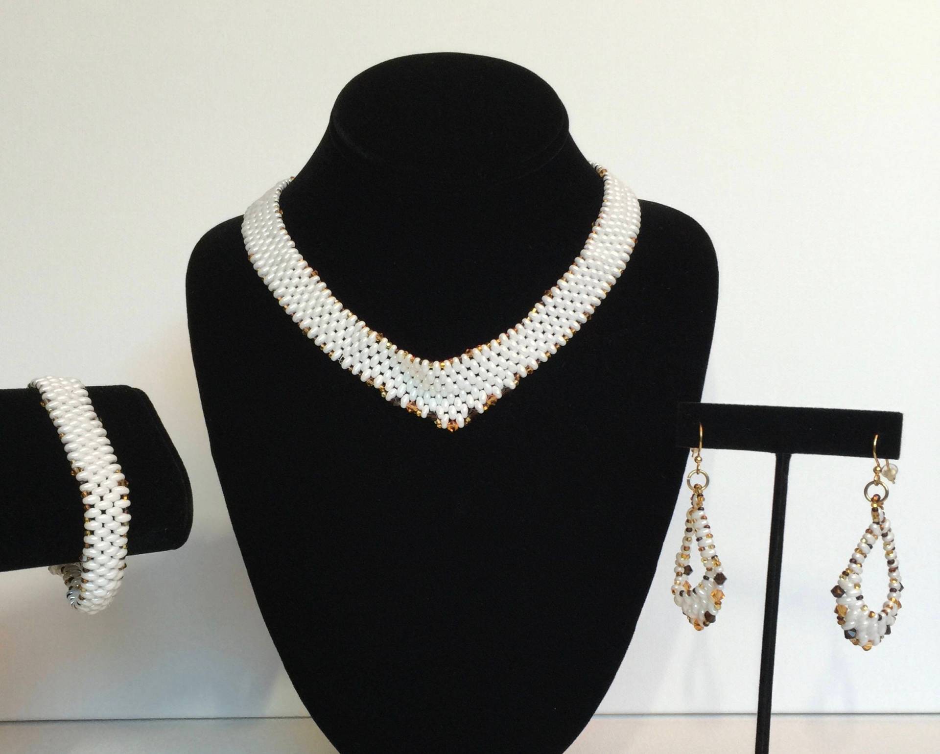 Vorsicht, Handgemachten Schmuck-Set, Halskette, Armband Und Ohrringe Vorsicht, Handgemachten Schmuck-Set, Halskette, Armband Und Ohrringe von MelodyLorraine