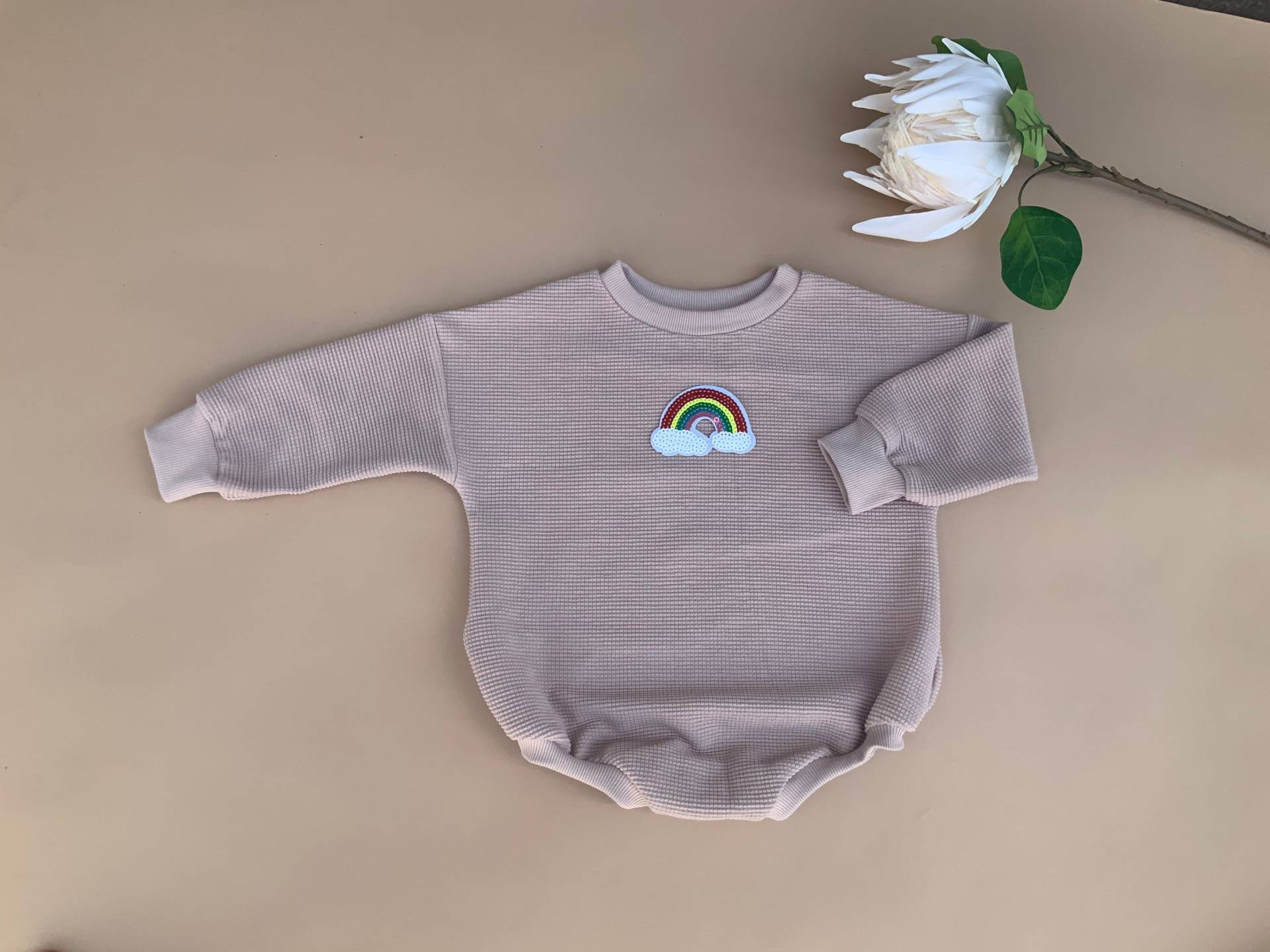 Baby Herbst Strampler, Bio-Baumwolle Weiche Bio-Babykleidung, Pullover Strampler von MelodyandRio