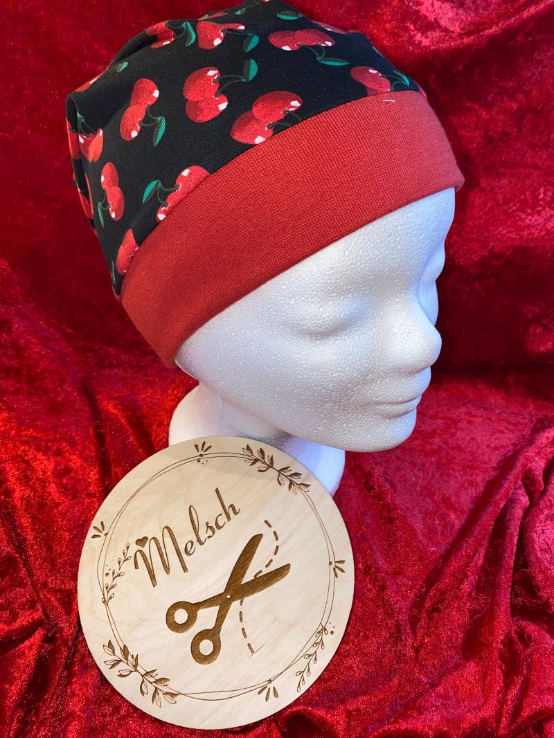Beanie Für Kinder 4-7 Jahre Kopfumfang 49-53 cm Kirschen Schwarz Rot Rockabilly Handmade Mütze von Melsch16