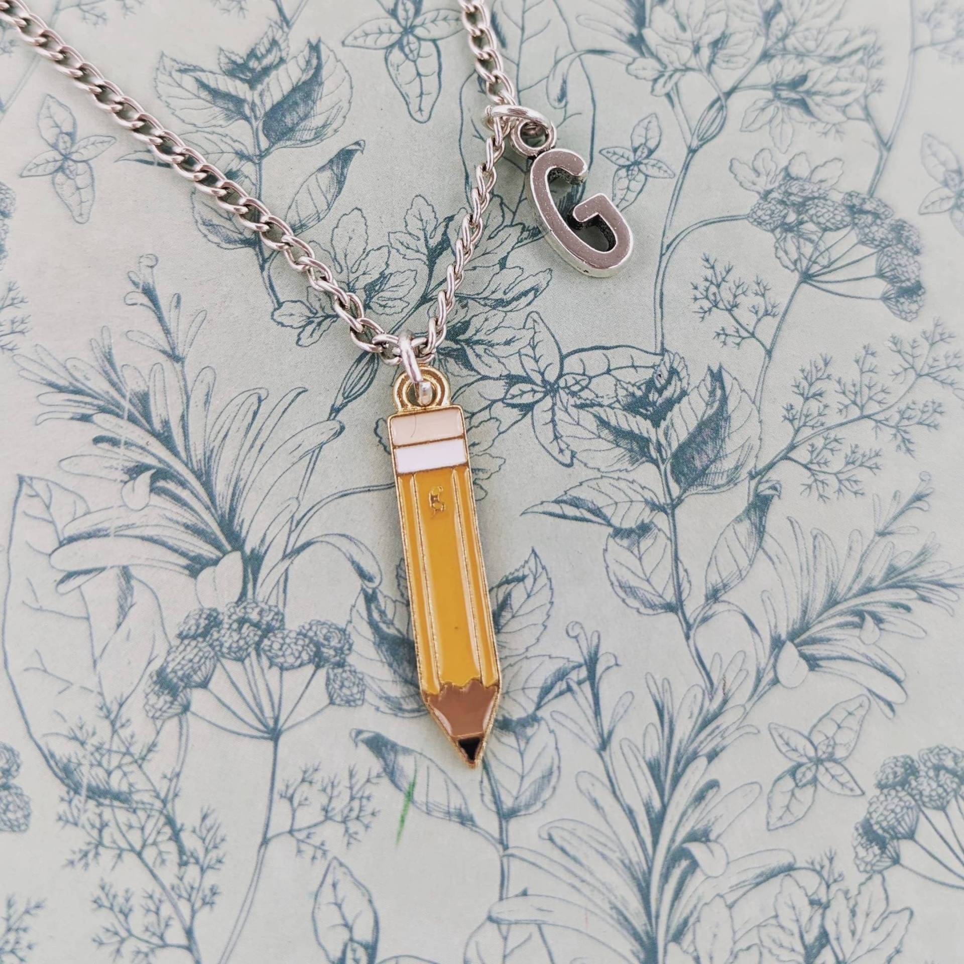 Bleistift Halskette, Lehrer Erste Tag Der Schule Geschenke, Letzter Personalisierte Leaver Schriftsteller Inspirierte von Melspridejewellery