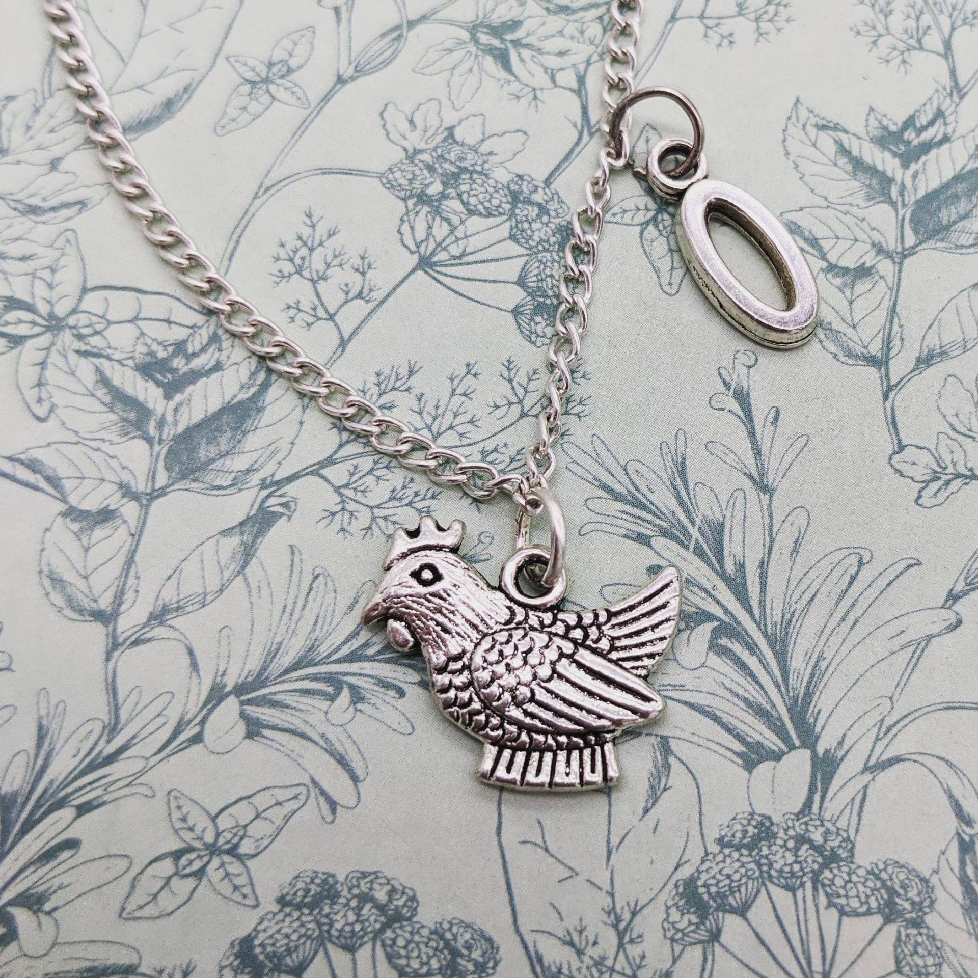 Hühnerkette, Hühnerschmuck, Geschenke Für Hühnerliebhaber, Bäuerin, Vogel Halskette, Vogelanhänger, Personalisierte Halskette von Melspridejewellery