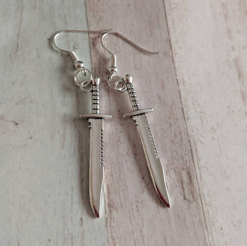 Messer Ohrringe, Geek Geschenke, Mittelalter Schwert Gothic Schmuck, Dolch Bff von Melspridejewellery