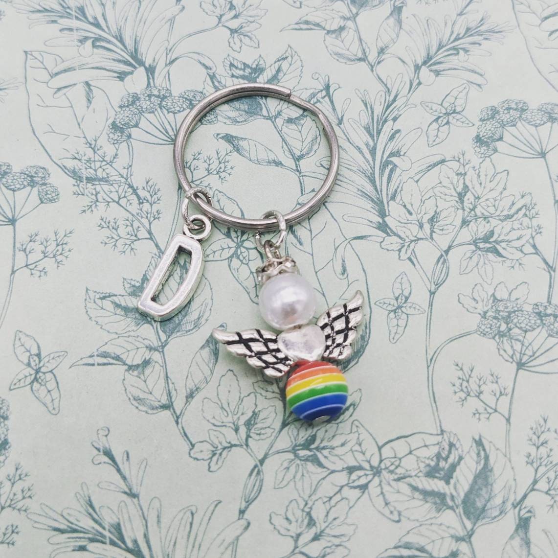 Regenbogen Baby Schlüsselanhänger, Schutzengel Geschenk, Engel von Melspridejewellery