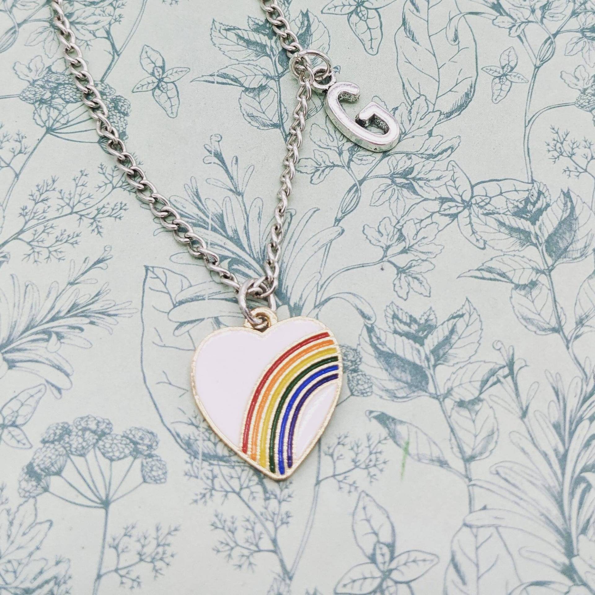 Regenbogen Herz Halskette, Lgbt Geschenke, Anhänger Lgbtq Personalisierte Schmuck, Bff Geschenke von Melspridejewellery