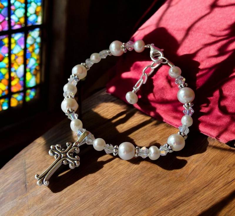 Süßwasser Perle Erste Kommunion Armband Sterling Silber Kreuz von MemorableMomentsInc