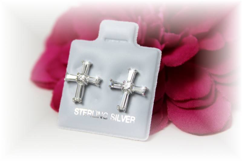 sterling Silber Cz Kreuz Post Ohrringe Für Erstkommunion Mädchen von MemorableMomentsInc