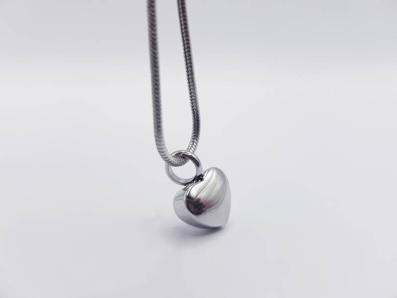 Ascheschmuck Kleines Herz/Urne Urnenanhänger Schmuckurne Memorial Jewellery /Kremation Andenken Einäscherung von MemoriaEterna