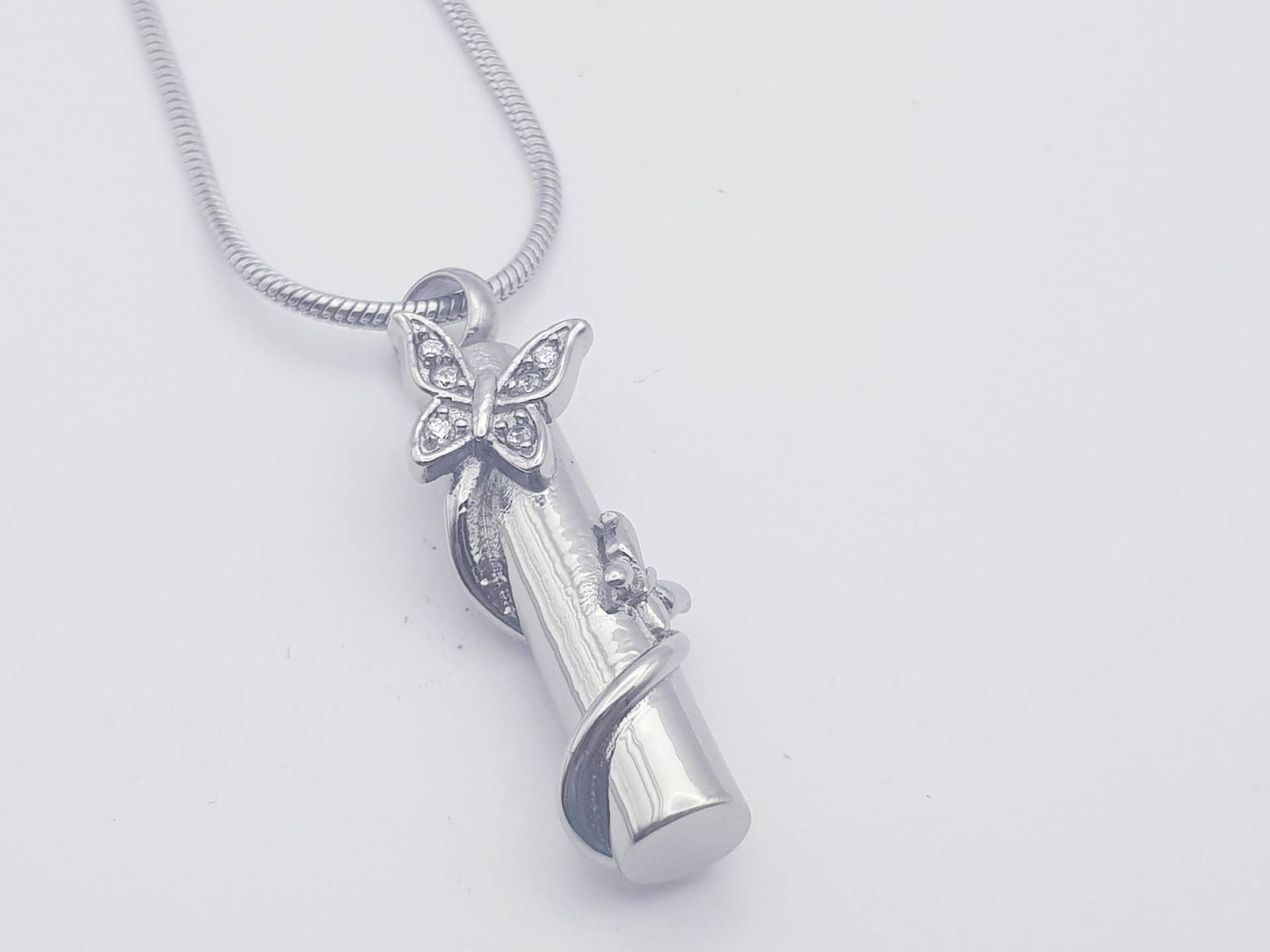 Ascheschmuck Zylinder Schmetterlinge/Urnenanhänger Schmuckurne Urne Memorial Jewelry Tropfen Tierurne Anhänger von MemoriaEterna